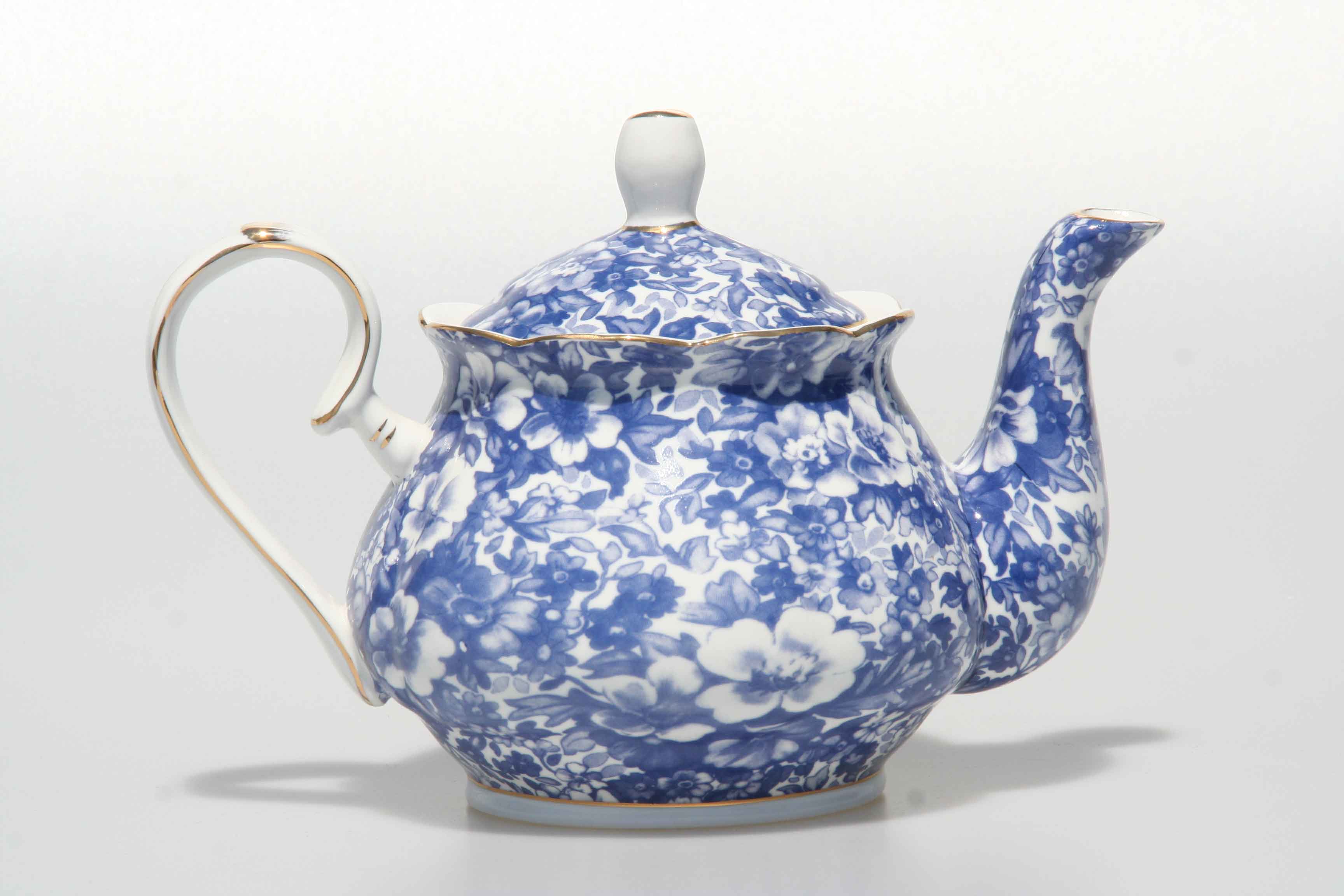 Blue Meadow 2 Cup Teapot - Click Image to Close